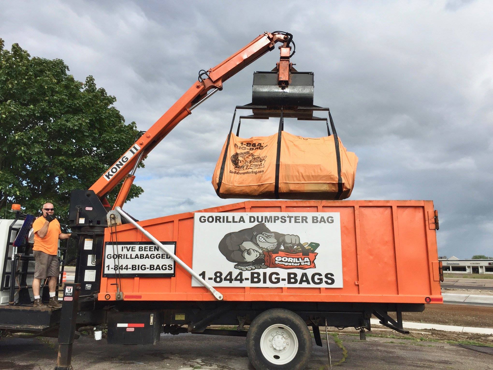 Bagster Review - Removing Construction Waste with a Disposal Dumpster Bag